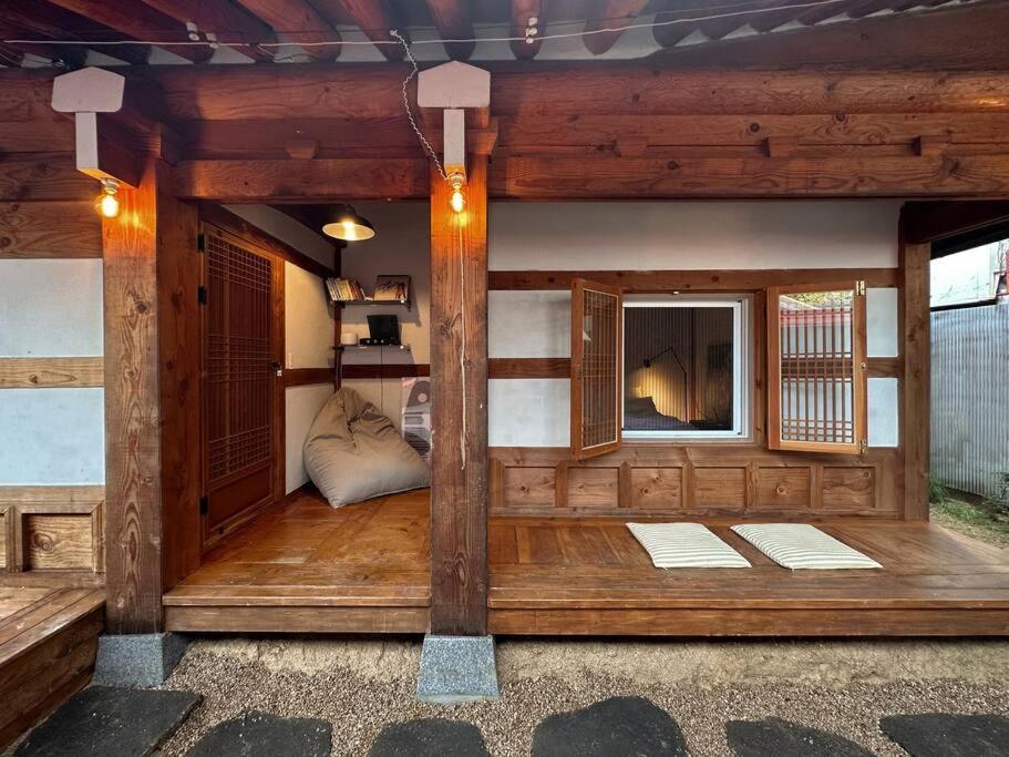 Hanok Village Private House With Jacuzzi Aboy Jeonju Exterior foto